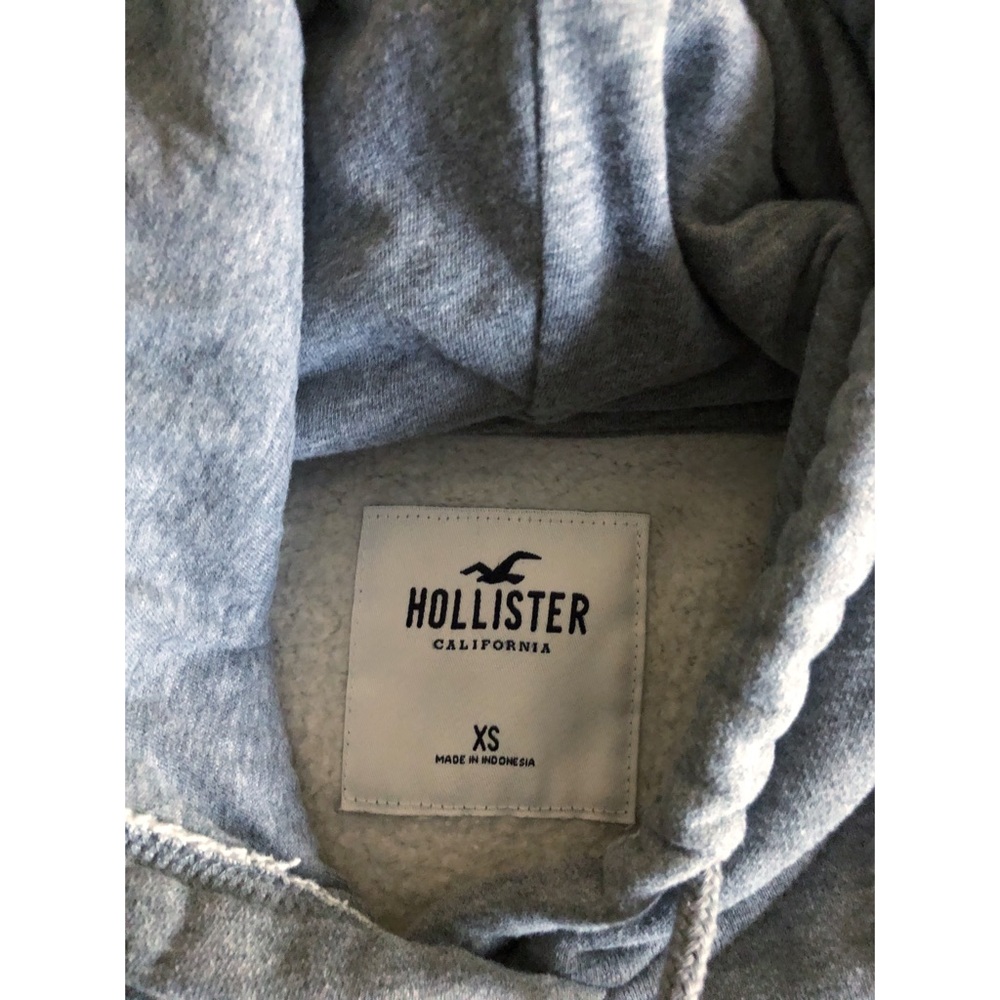 Hollister California Women’s Gray Hoodie with Pink Embroidered Seagull - Picture 4 of 7